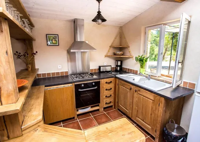 Prázdninový dům L'arbre A Soleil *